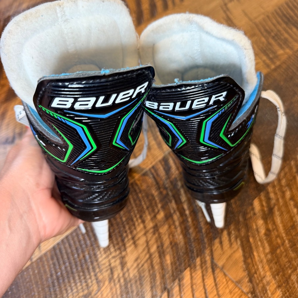 Bauer X-LP Youth Ice Hockey Skates Size 10 Black Blue - Picture 11 of 11